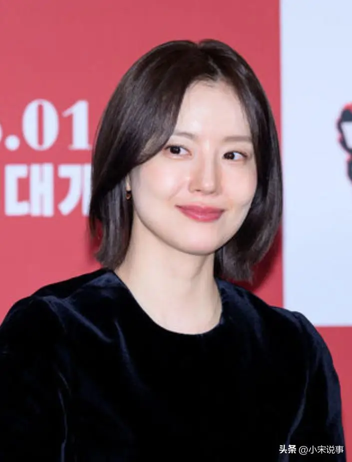 文彩元不洗头谣言_韩国女明星的丑闻_文彩元口臭检测节目